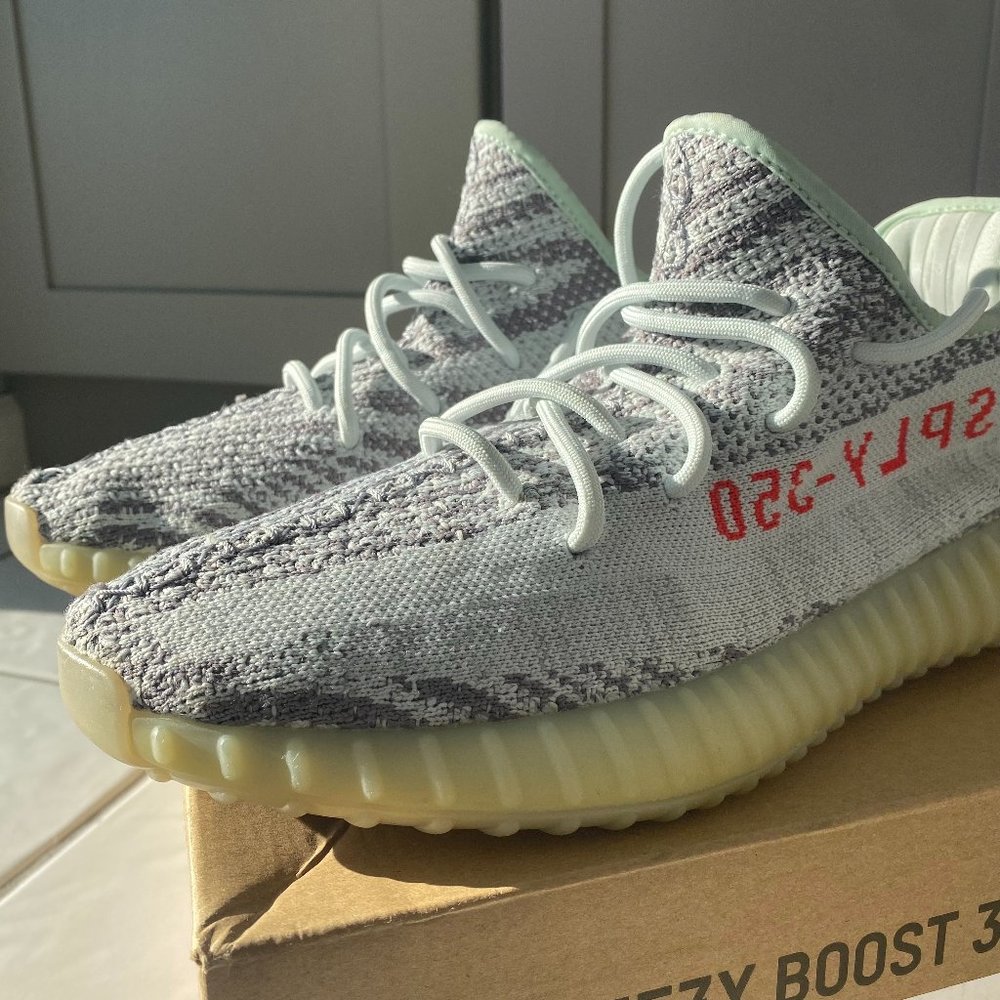 Adidas Yeezy Boost 350 V2